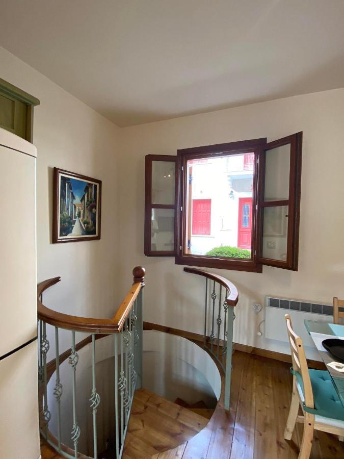 Delfi'S Cozy Maisonette ภายนอก รูปภาพ